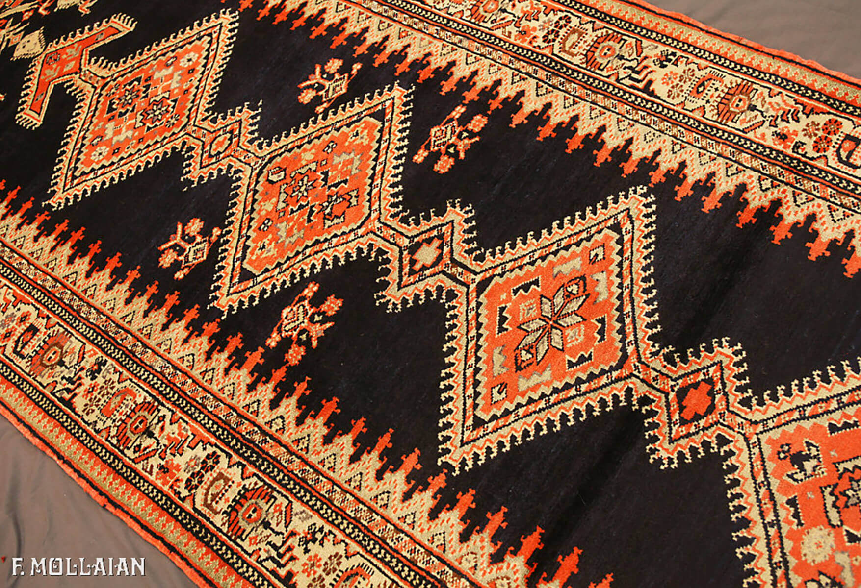 Antique Persian Farahan Runner n°:36658974